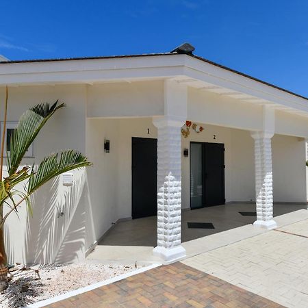 Boutique Hotel Swiss Paradise Aruba Villas And Suites Palm Beach Eksteriør bilde