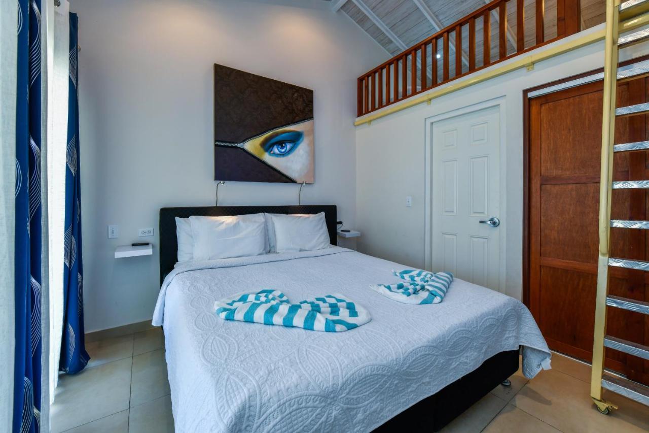 Boutique Hotel Swiss Paradise Aruba Villas And Suites Palm Beach Eksteriør bilde